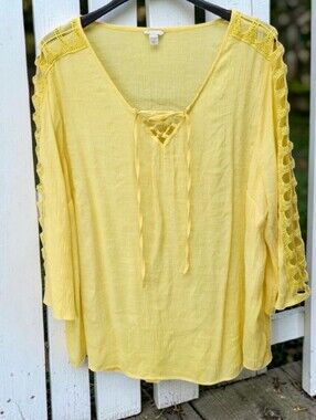 Cato Est. 1946 Tunic Top Womens 26-28W Yellow Lace Cut Out Coastal Cottagecore